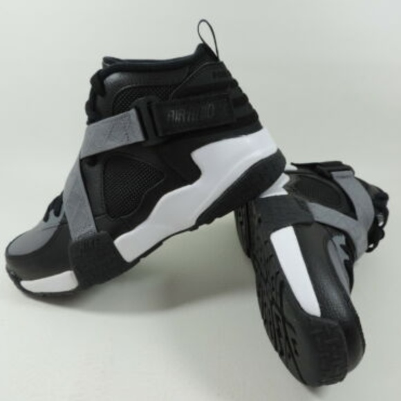 Men s Footwear Nike Men s Designer Streetwear Men s Footwear Nike Men s Designer Streetwear
